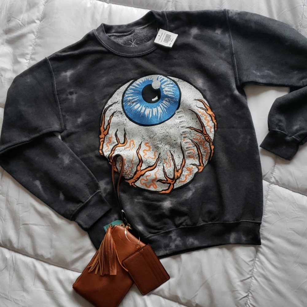 Eye of a gypsy crewneck